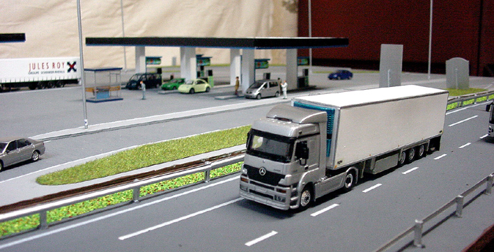 Aire de repot avec autoroute ,détail 5.jpg