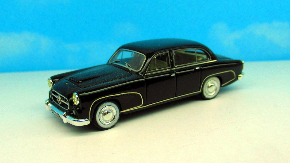 Fabricant : MAKETTE, référence: 1955