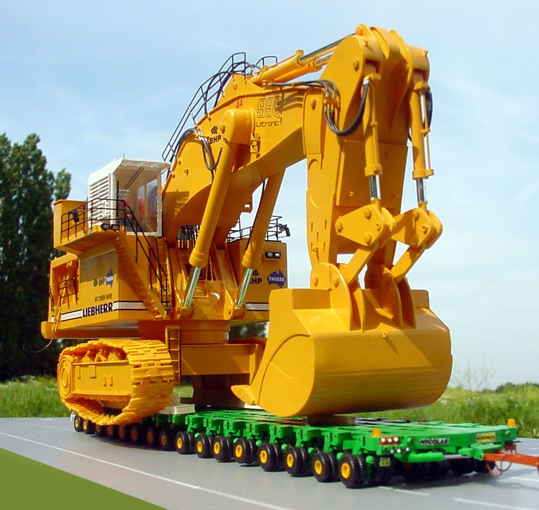 Liebherr 996, construction artisanale.jpg