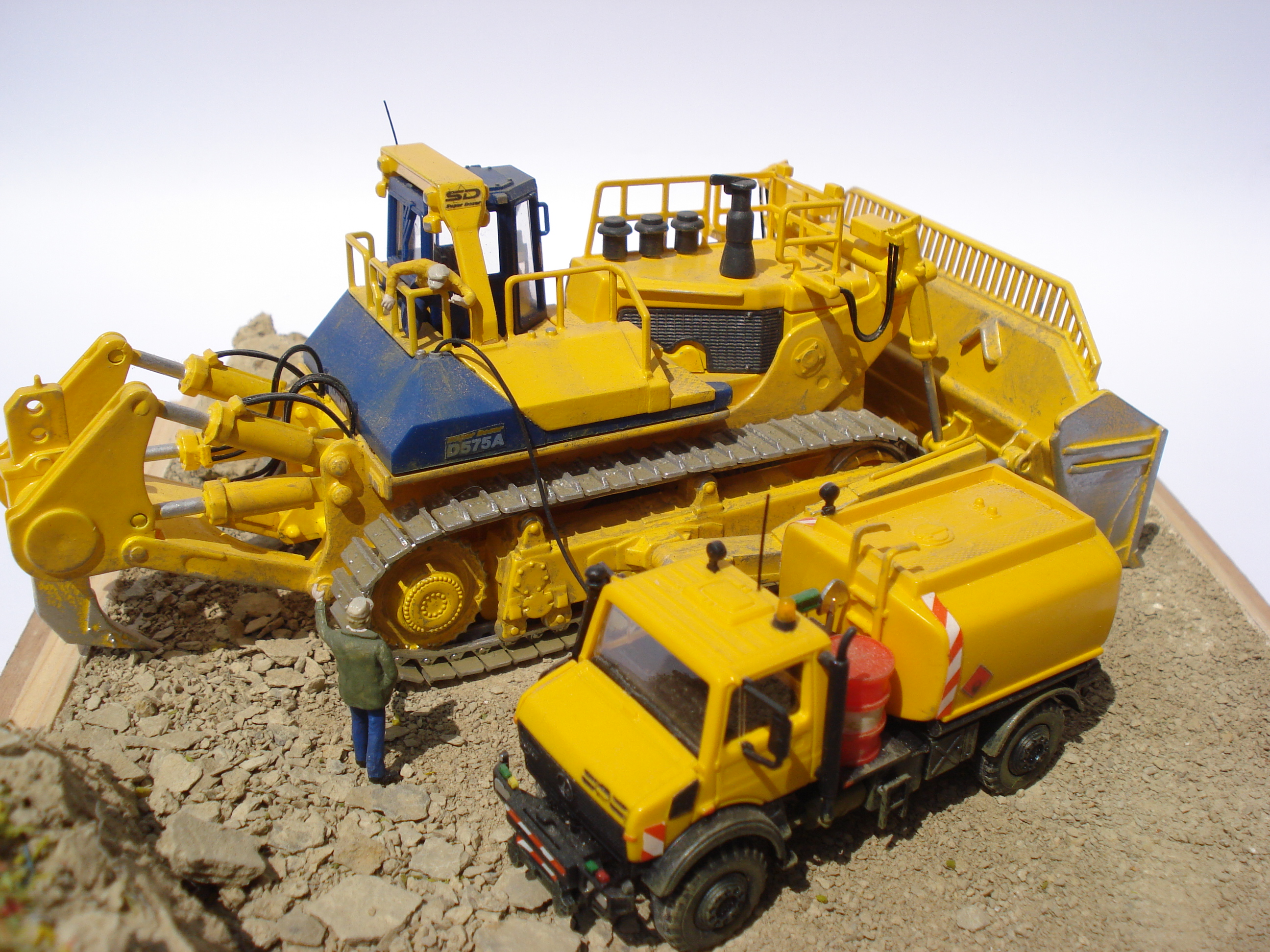 Komatsu D575A A87.JPG