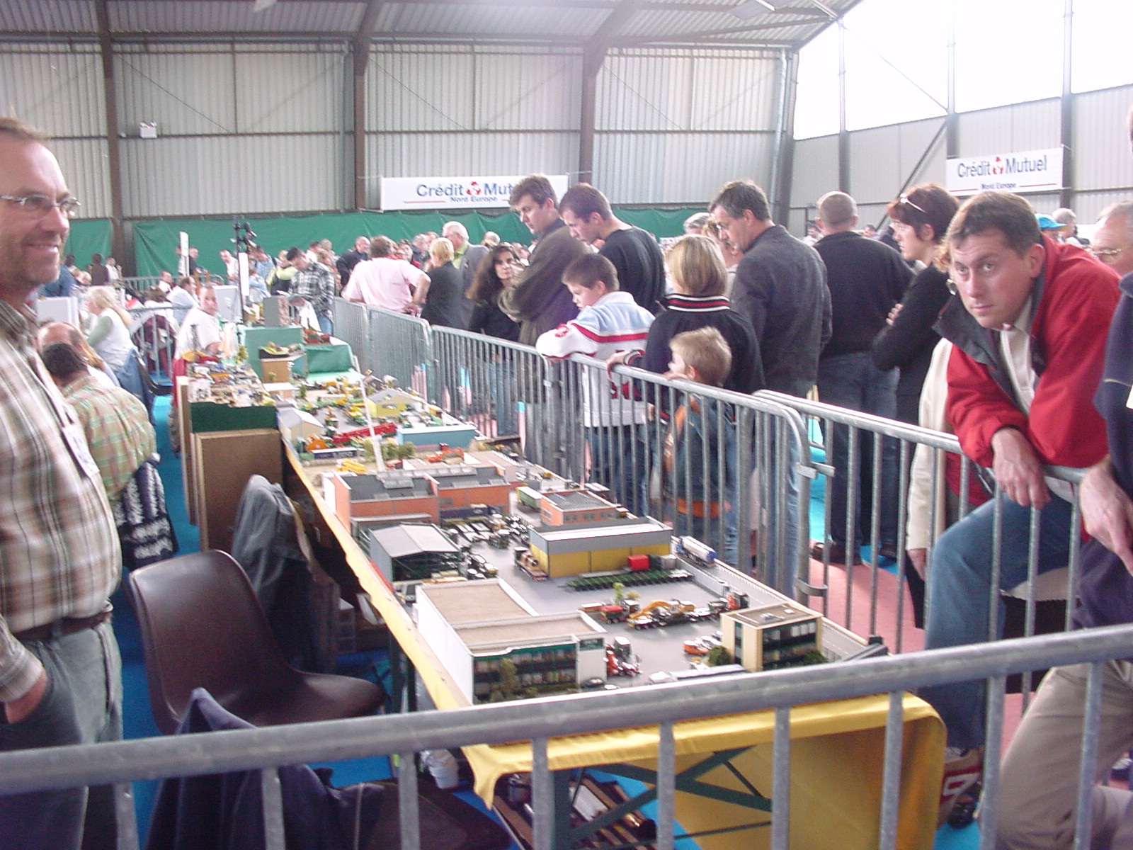 A l’extrême gauche: Gégé<br />A L’extrême droite Cricri