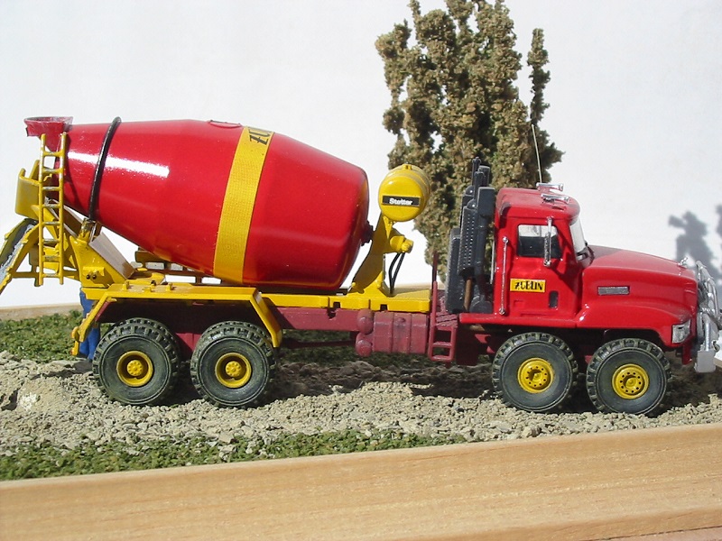 Mack toupie (3) - Copie.jpg