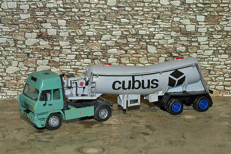 Tracteur Icar/tracteur, petite série tchèque, résine