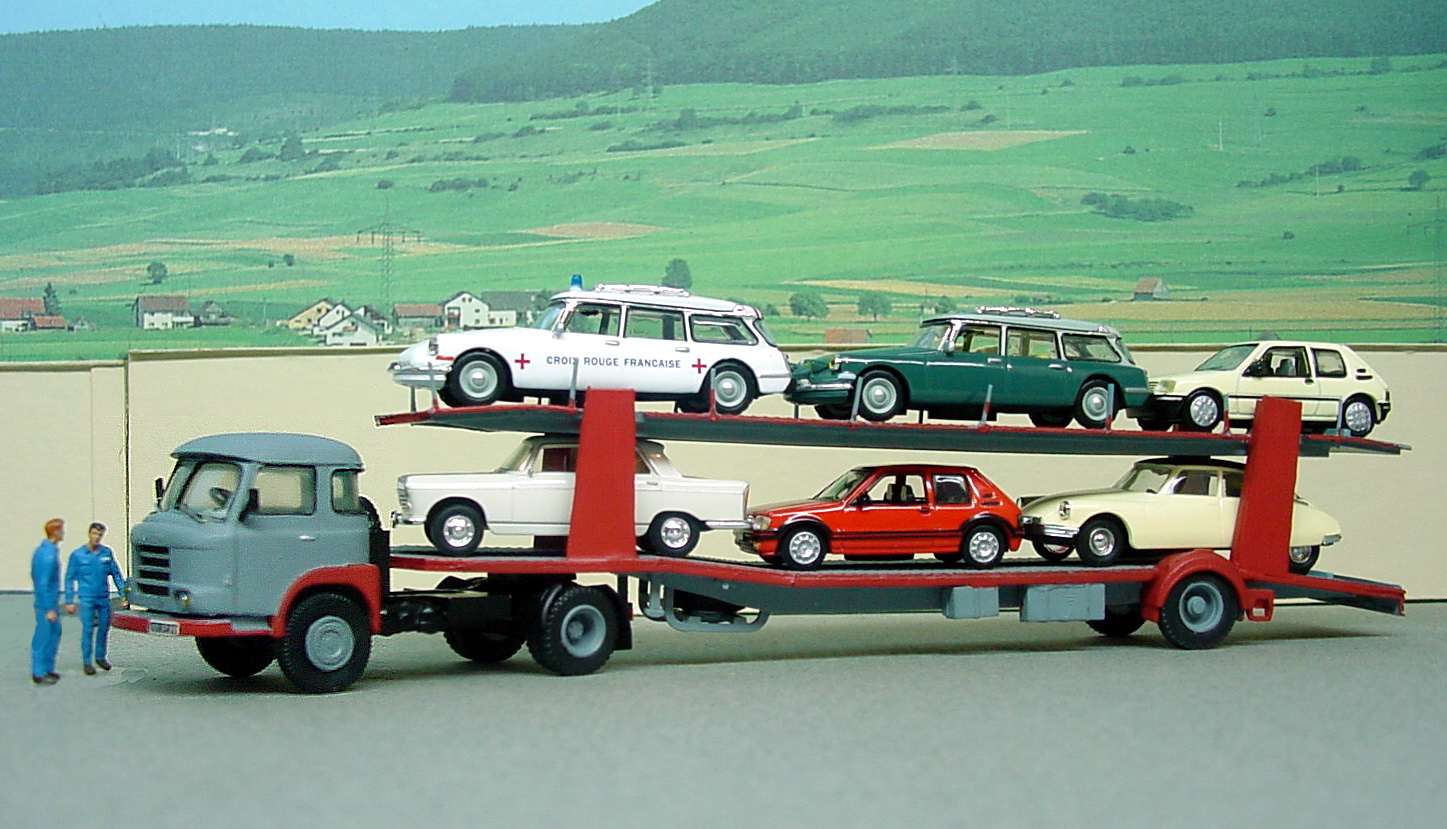 Le Somua JL 20 Porte-autos 12.jpg