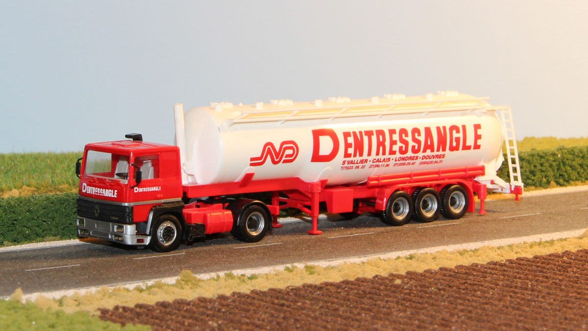 B1205.jpg