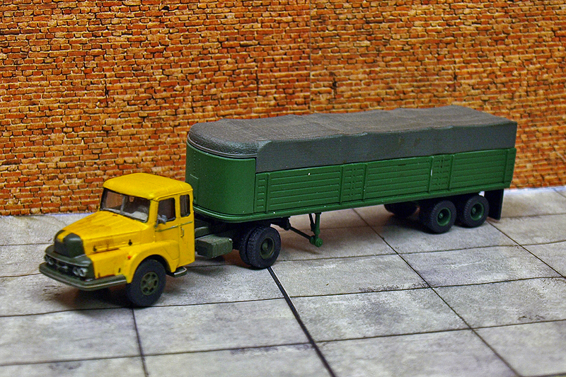 P7166216-001.JPG