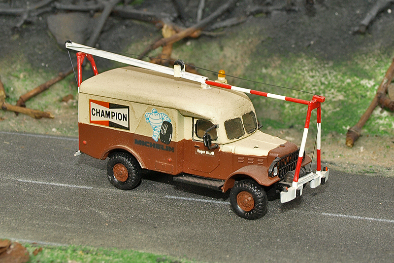 Ambulance Dodge comme dépanneuse