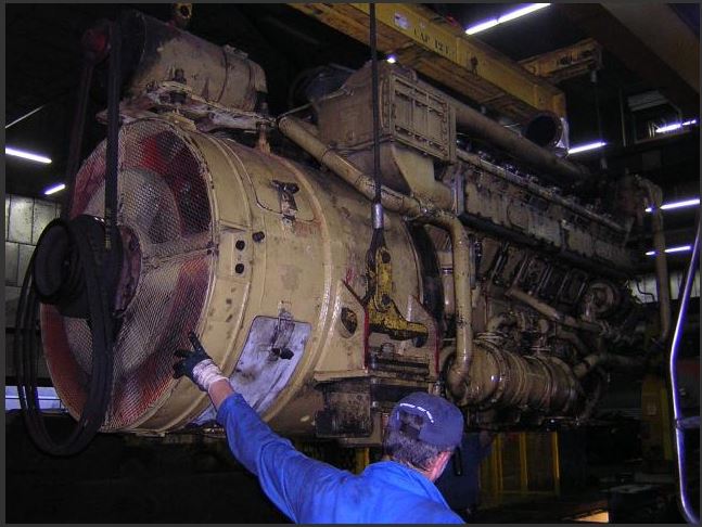 Bloc moteur de la BB 67000.JPG