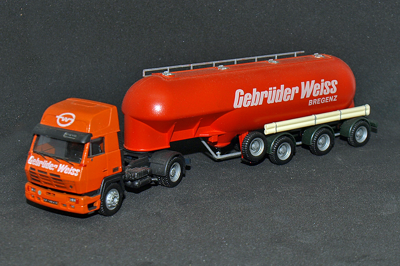 Tracteur de semi-remorque Steyr 19S42