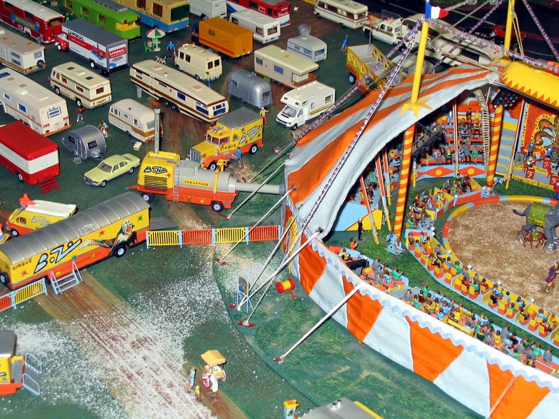 Cirque BOZO_châpiteau_0250m.JPG