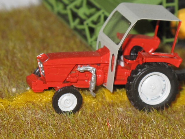 Renault D56 avec cabine de 1956.JPG