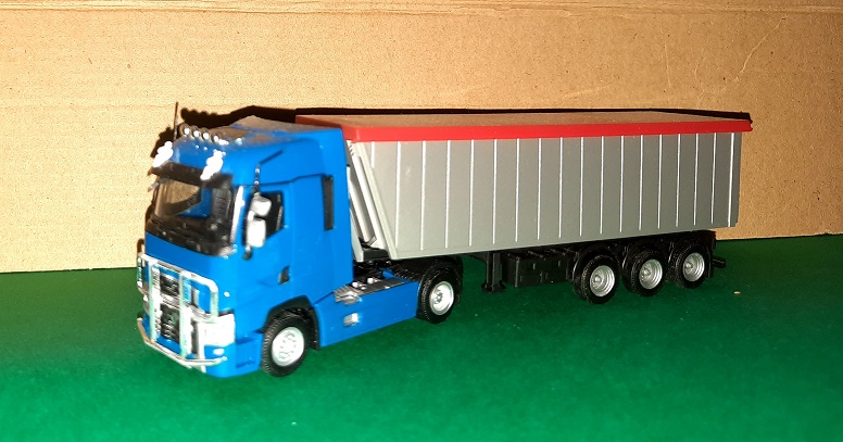 RENAULT T N°03.jpg