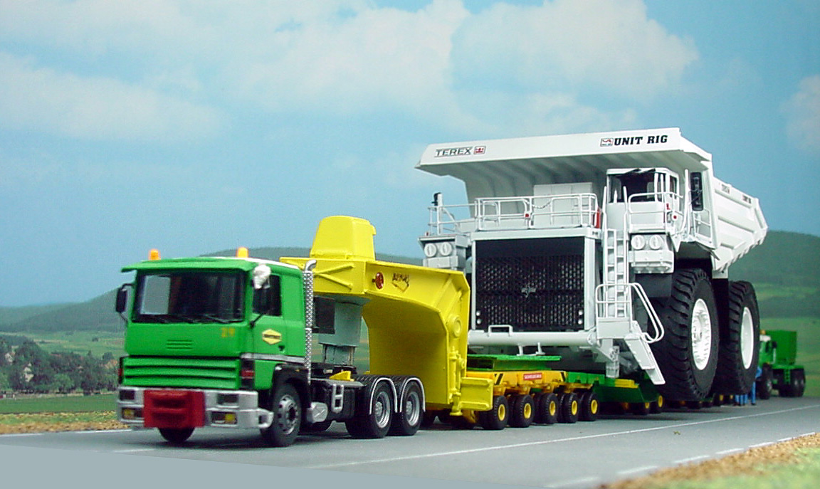 Le centre de gravité très bas donne une bonne stabilité aux engins