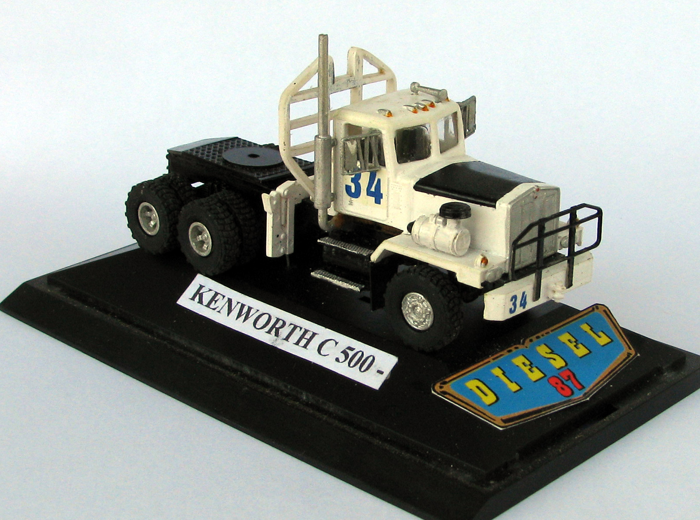 Kenworth C 500 forestier 1.JPG