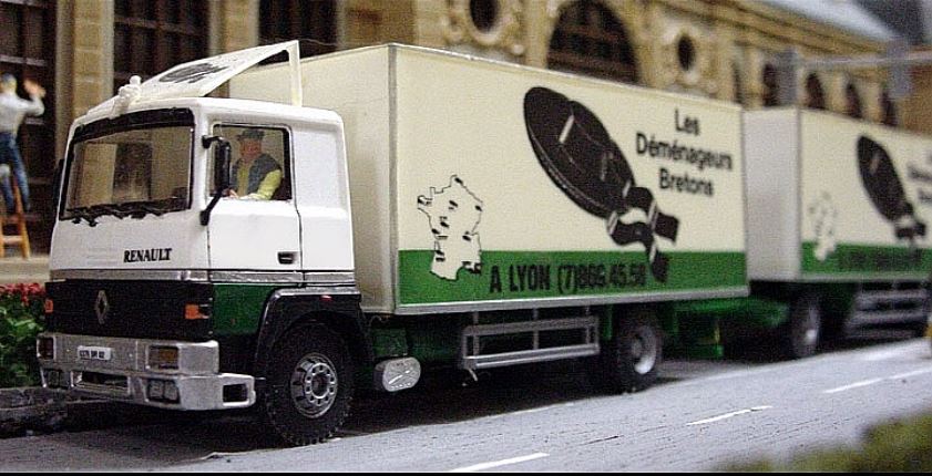 Un TR Renault bien mis en valeur