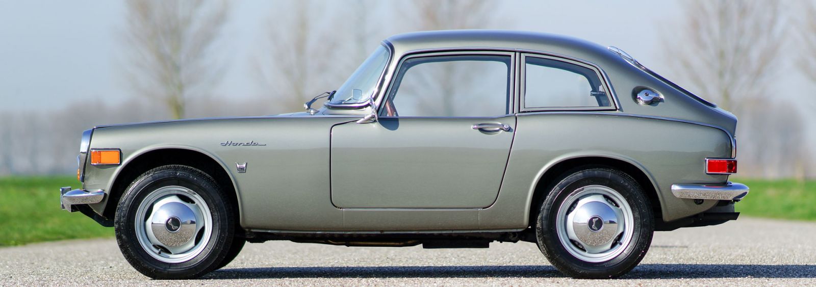 honda-s800-coupe-02-72965156.jpg