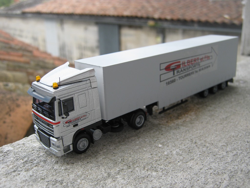 DAF XF 105 Gilbert SR G.JPG