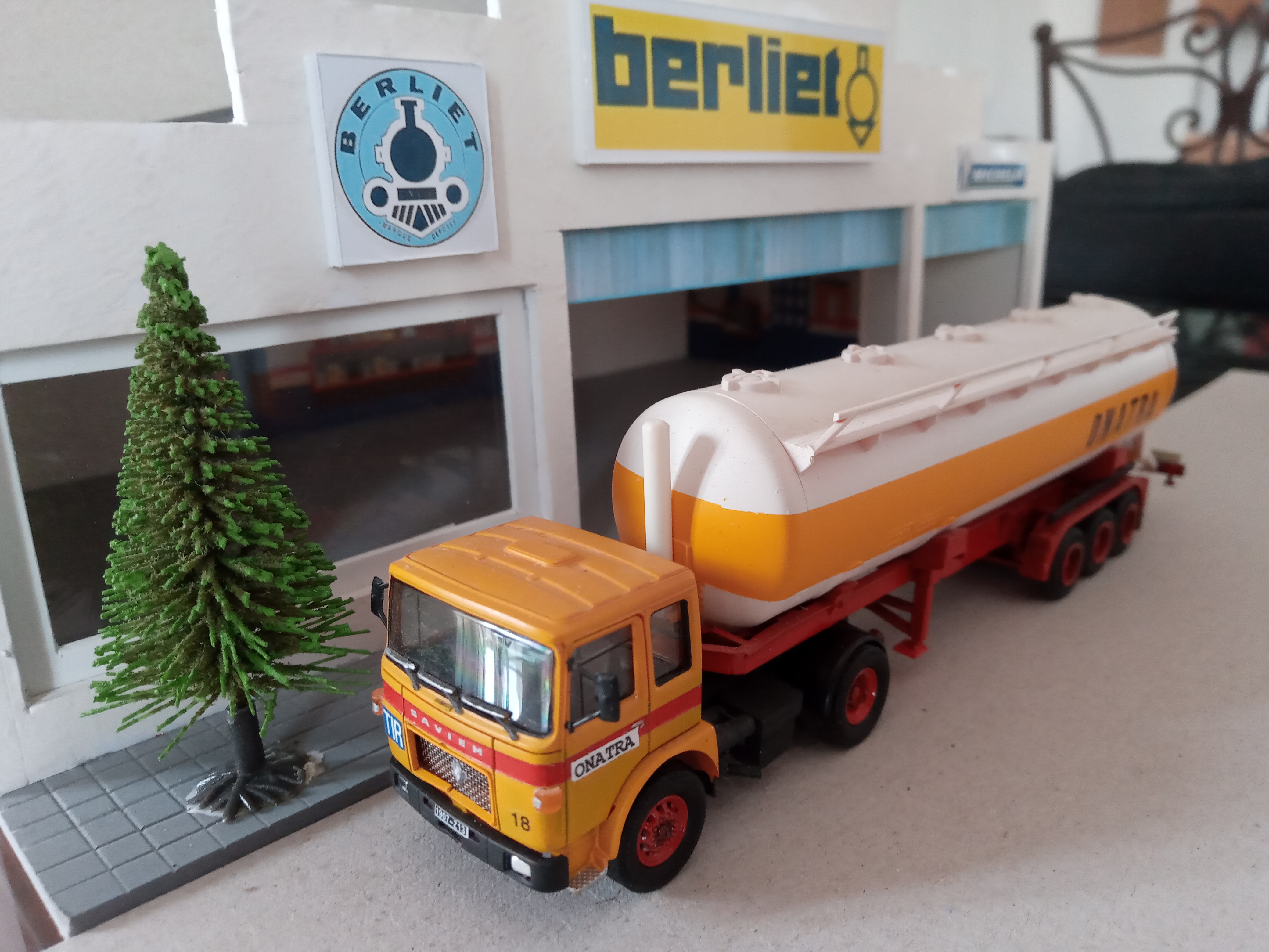 Saviem SM 260 SR G.jpg