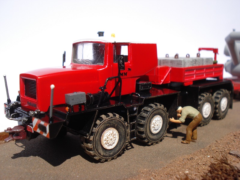 FAUN 8 x 8 (2) - Copie.JPG