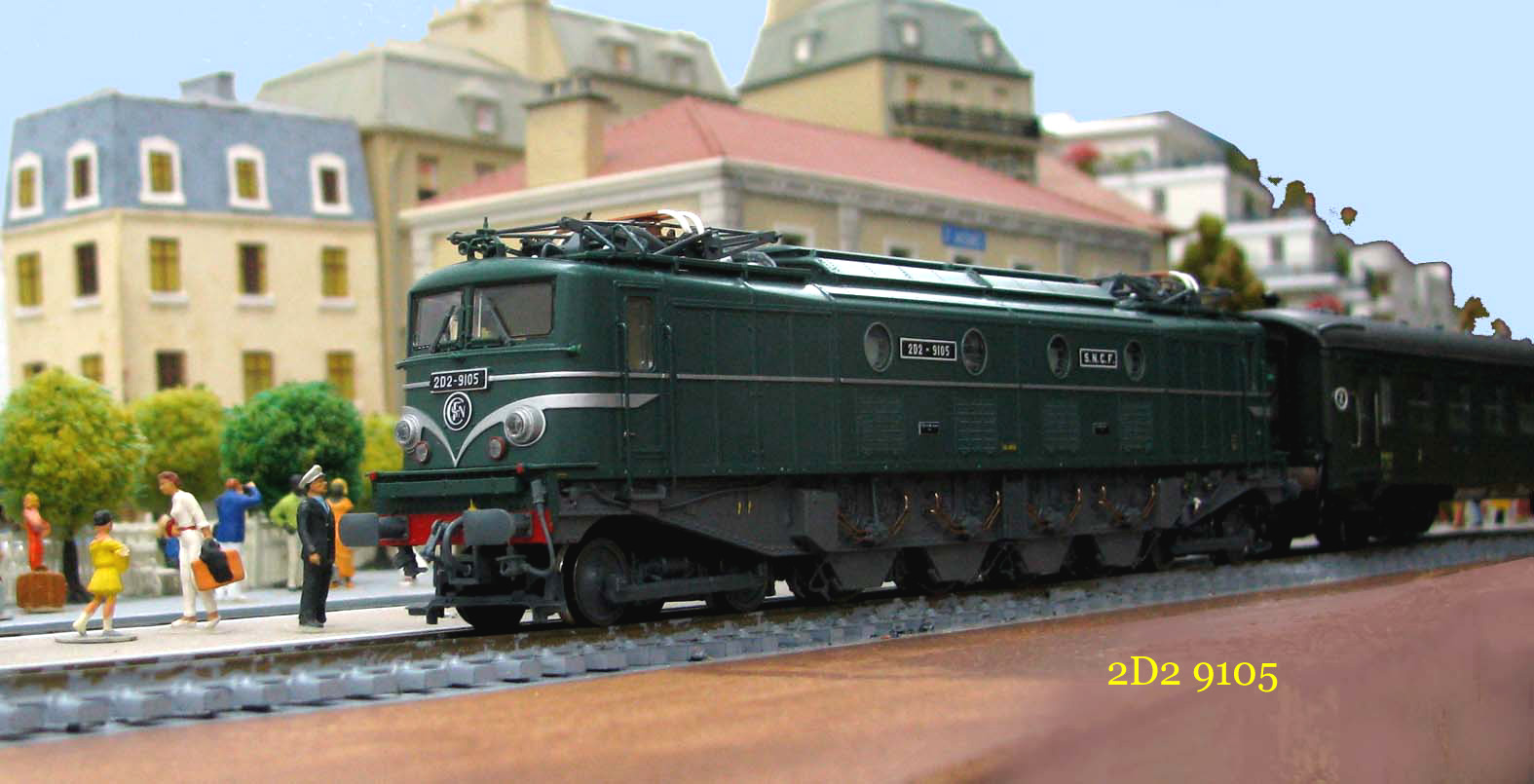 Très détaillée 2D2 9105