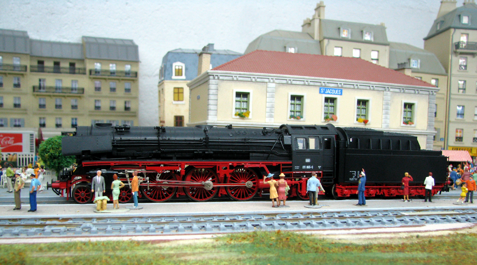 Loco BR 11 de la DB, belle mais capricieuse sur le réseau !
