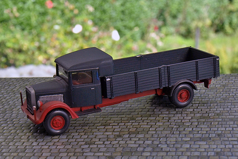 L 2500 (1932) Wiking avec cabine couchette (nid d'hirondelle) et plate-forme basse