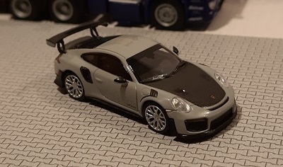 porsche.jpg