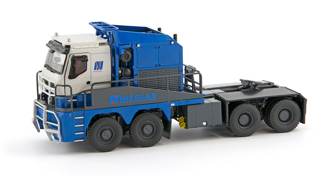TRE6011-8059.jpg