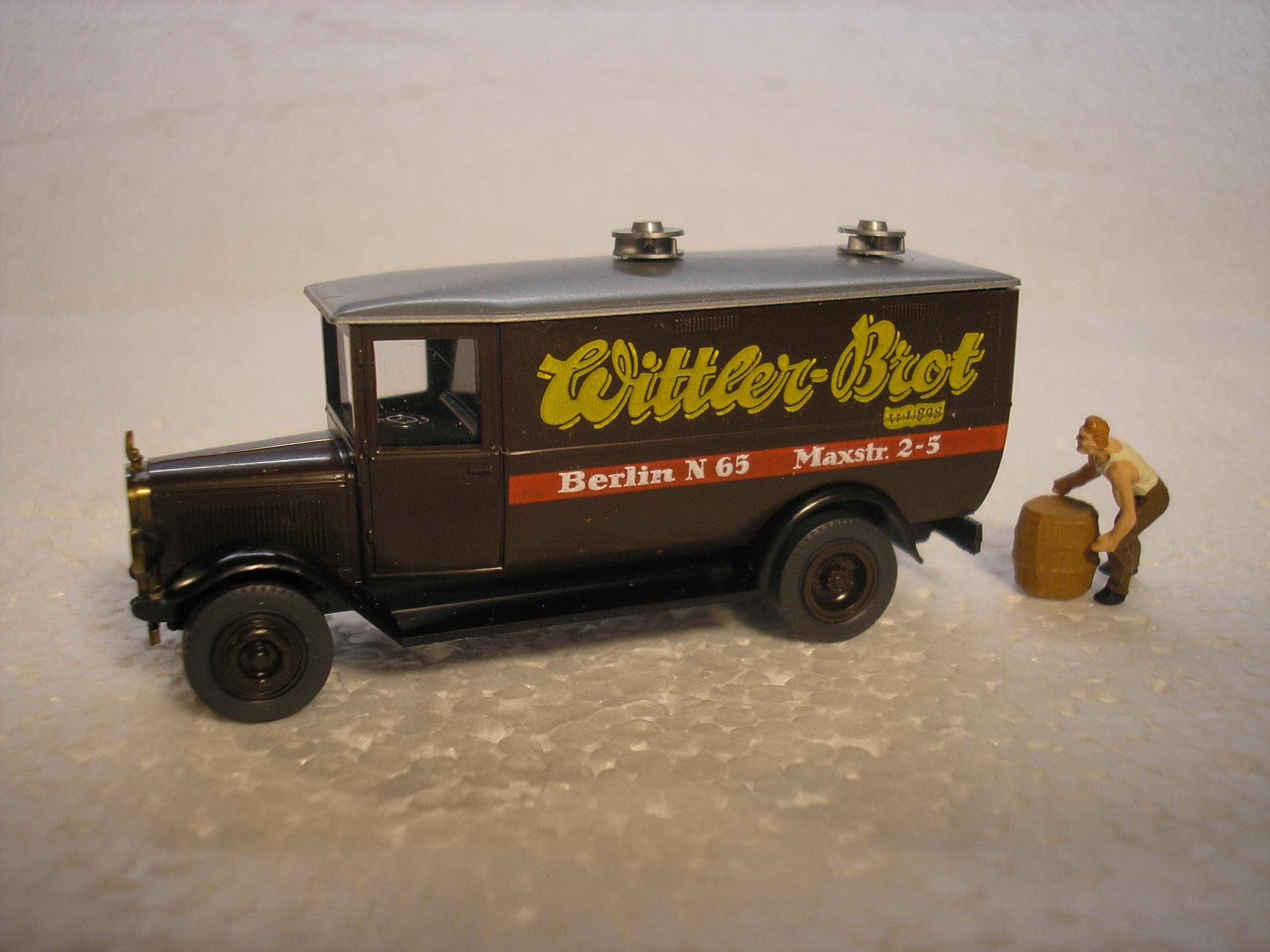 Roskopf M.B. L2 Bread Truck