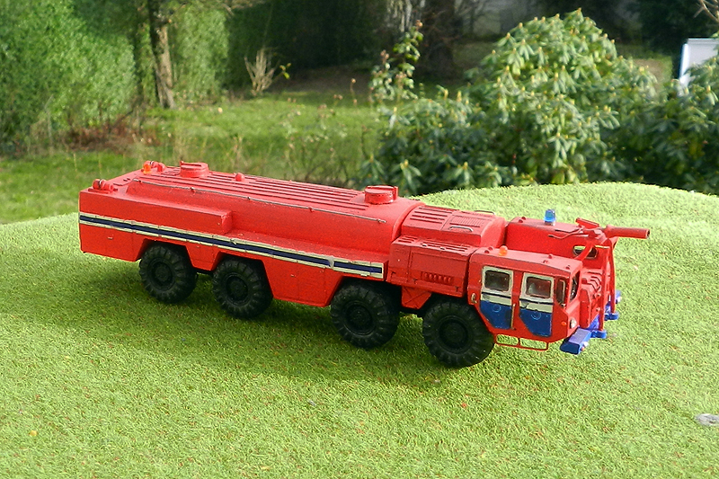 MAZ 534/ Véhicule de lutte contre les incendies de l'aéroport