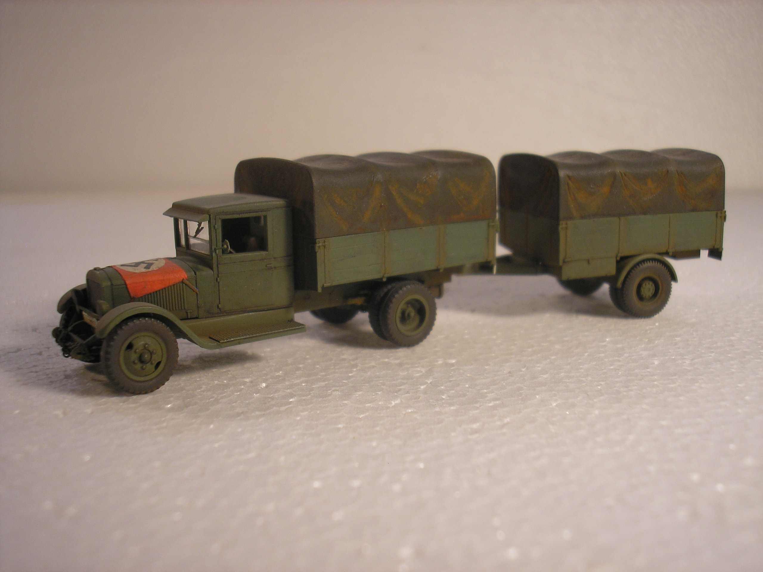 ROCO/KOMO Zis 5 and Trailer