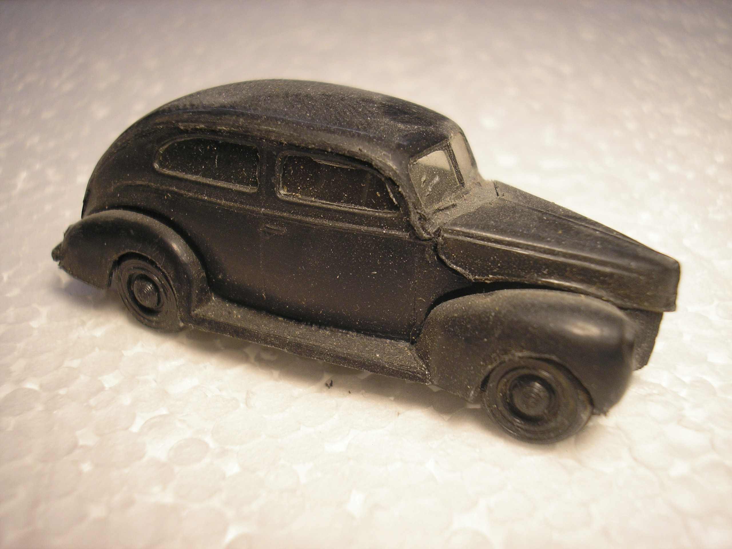 1940 Ford Sedan...Highway Miniatures