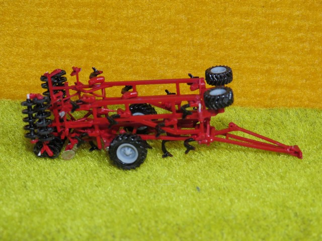 Horsch  H-Terrano 5 FM.JPG