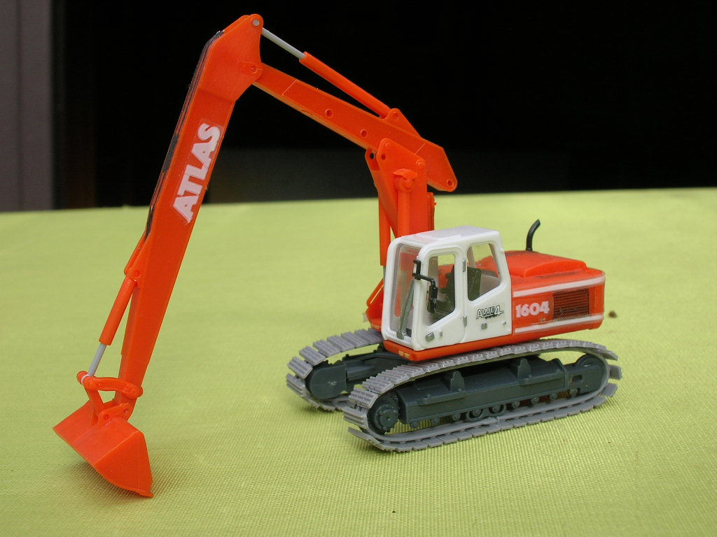 1604 LC.jpg