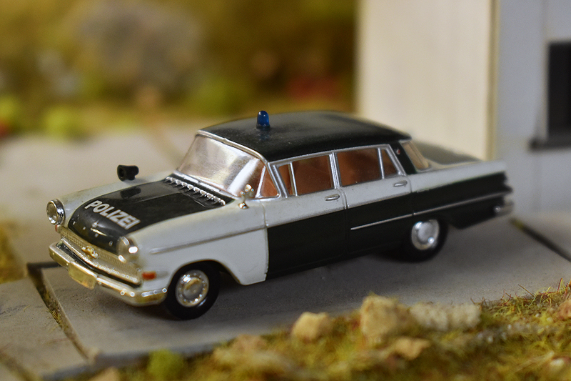 Opel Kapitän Voiture de patrouille radio, env. 1960