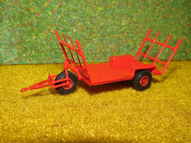 Poclain plateaux légers 4T .JPG