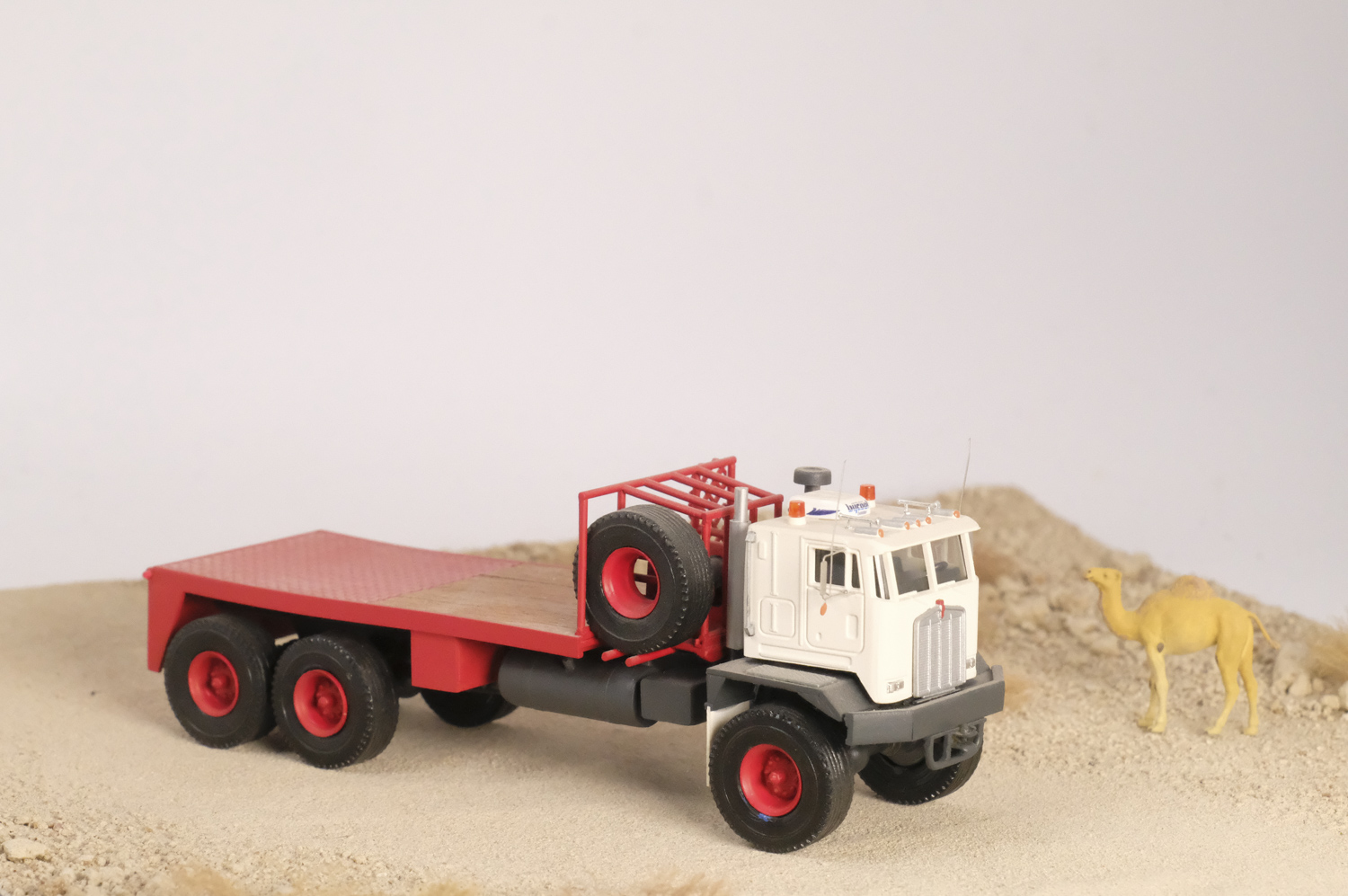 20241209 Autho87-2.jpg