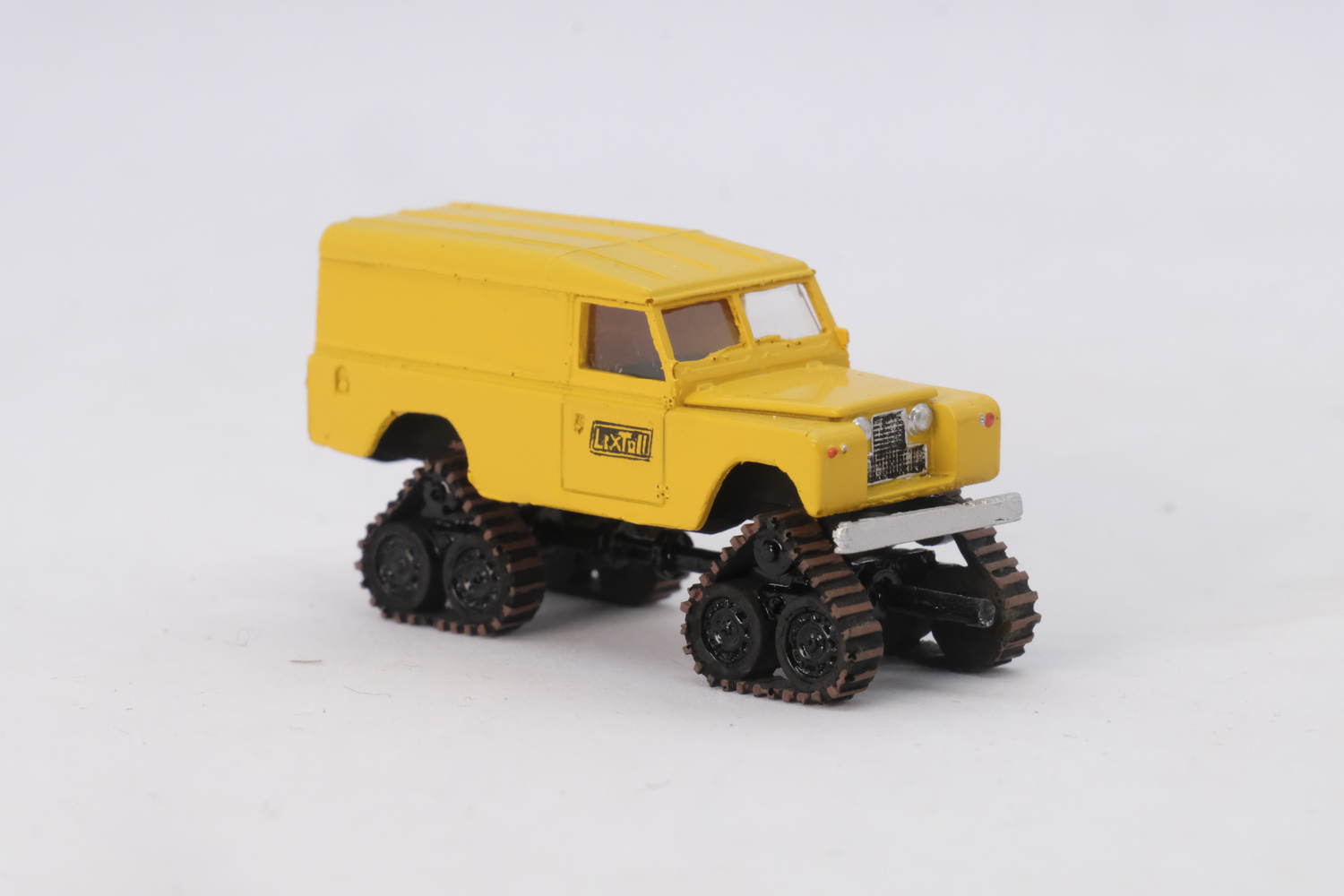 20241209 Autho87-8.jpg