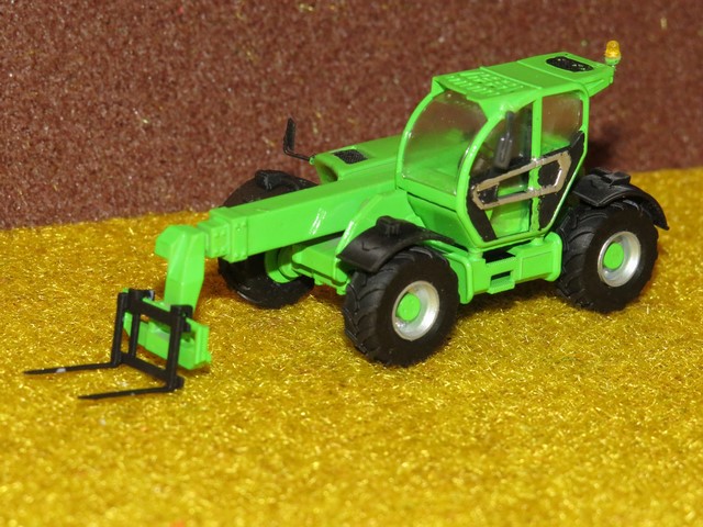 Merlo télescopique    .JPG