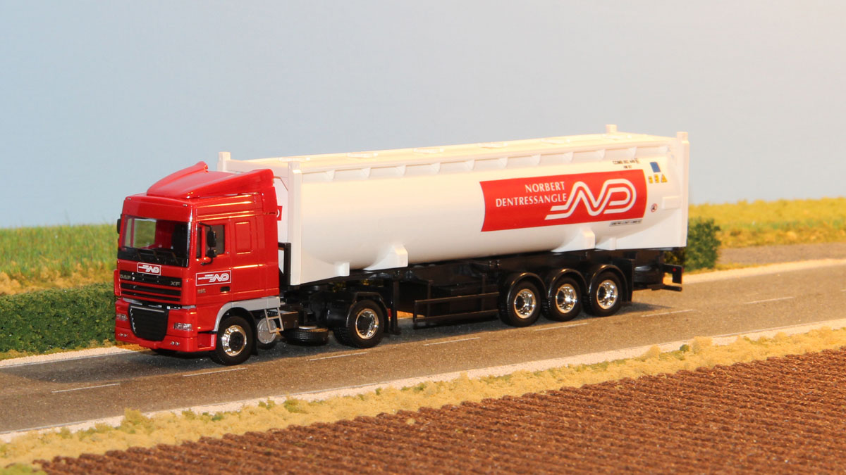 B1201.jpg