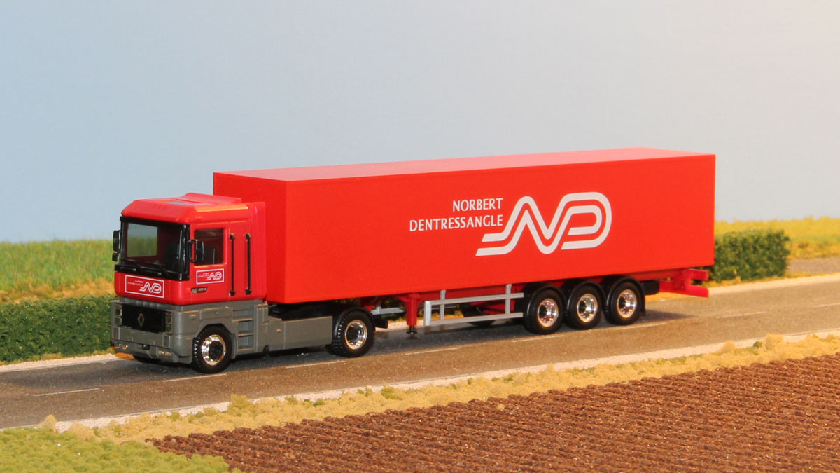B1203.jpg
