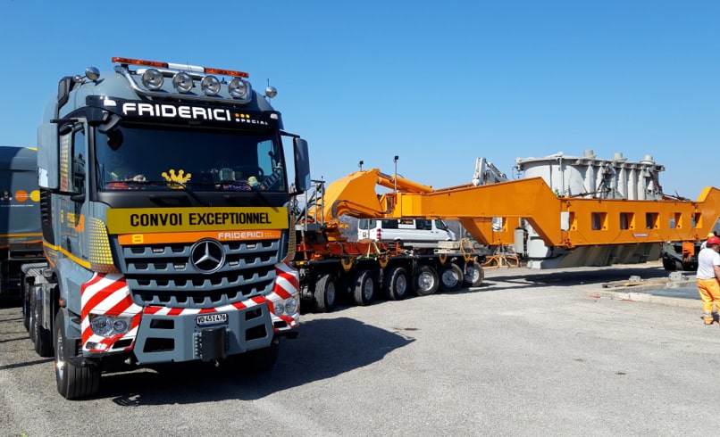 friderici-special-truck-with-modular-trailer-image-04.jpg