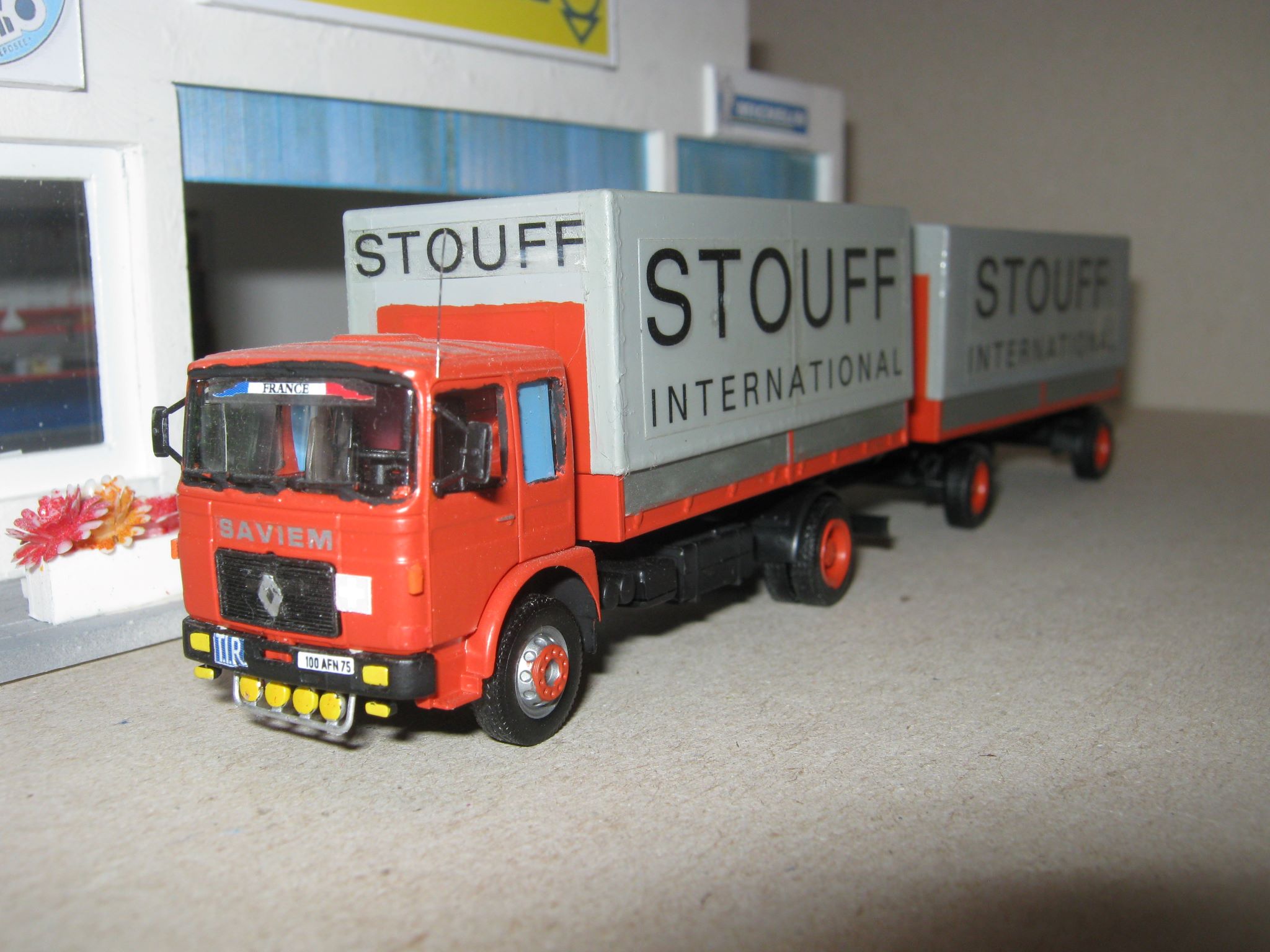 Saviem SM 280 Tu Stouff.jpg