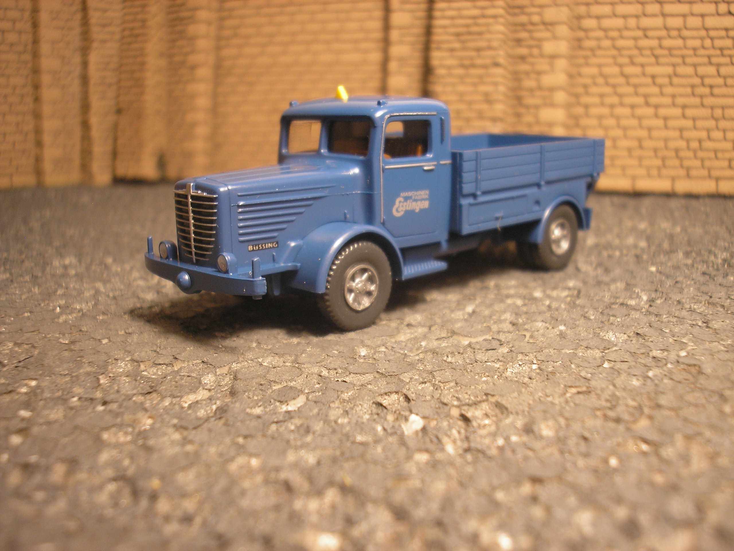 Wiking Bussing Nag Tractor