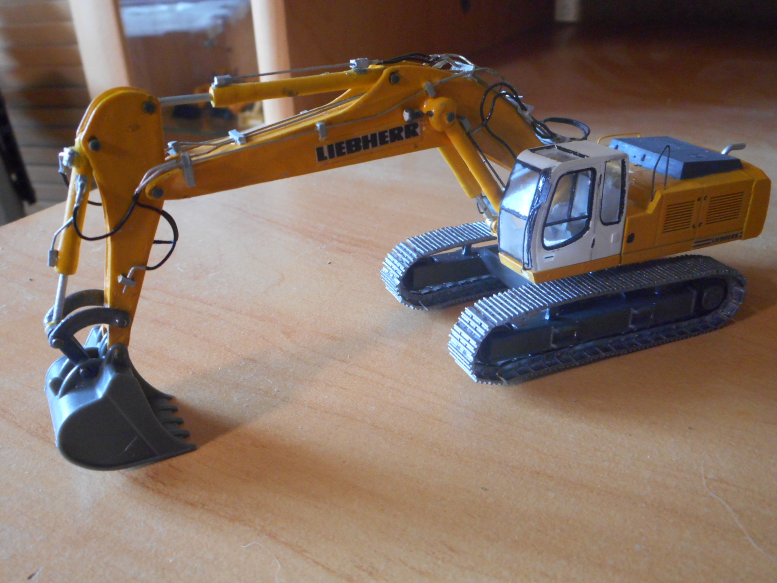 R 954 C transformé.JPG