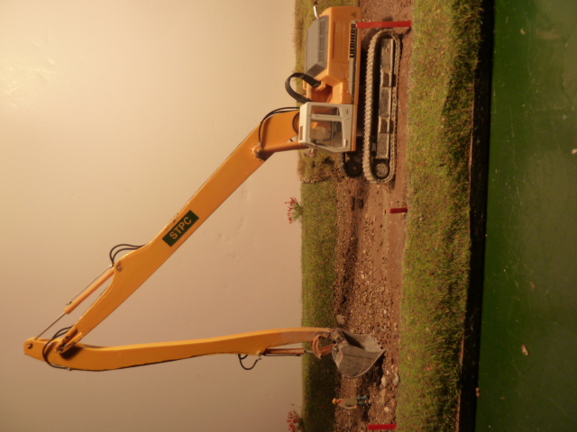 LIEBHERR 954 avec bras long curage de berges