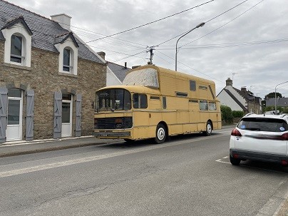 BUS 12222.JPG