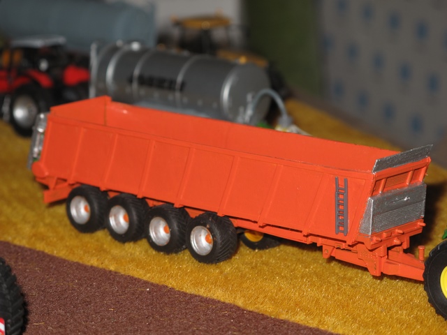 Brochard épandeur 32 T.JPG