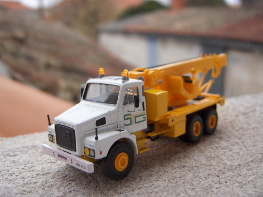 STG Volvo N12 G.JPG