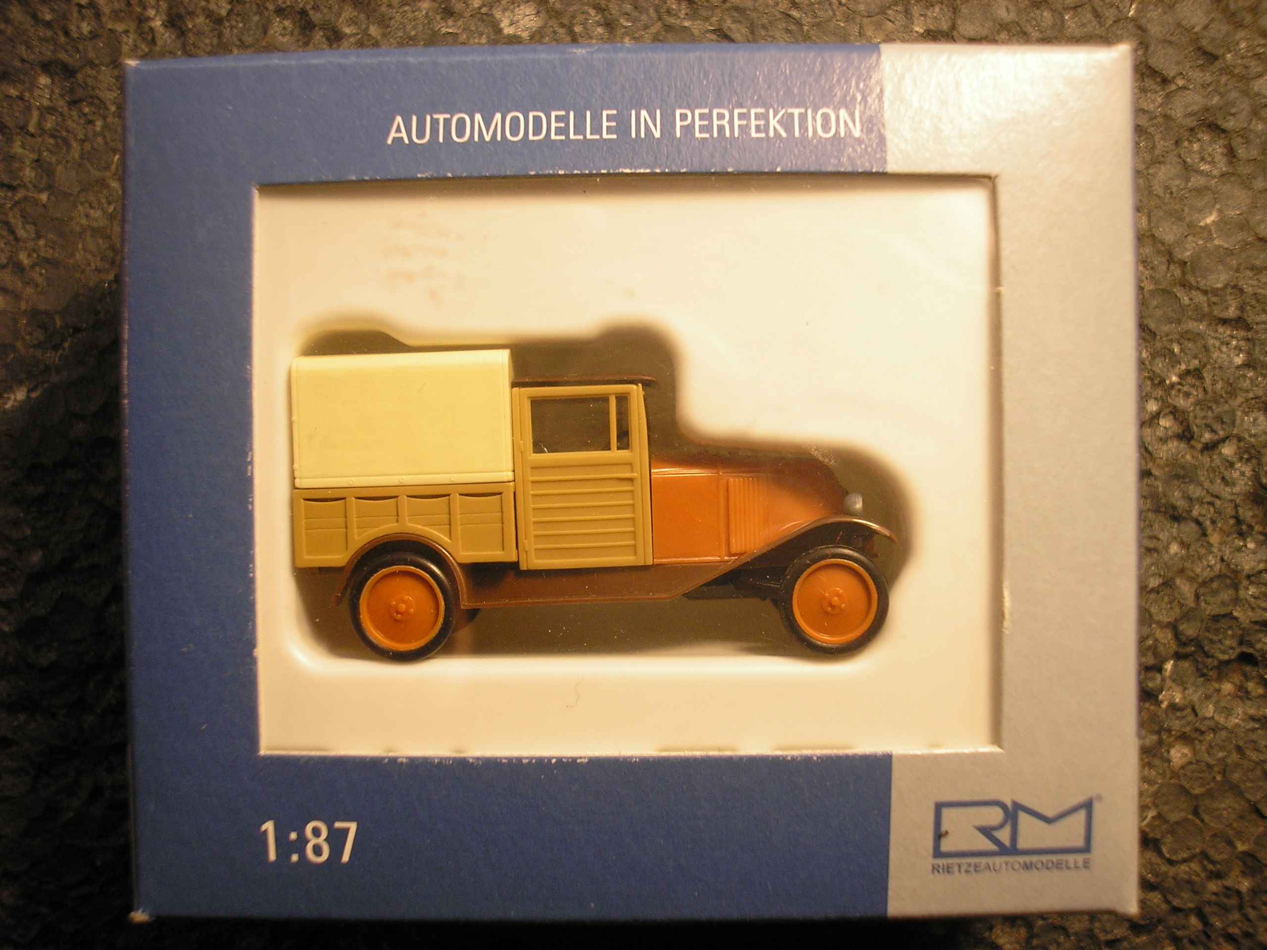 Rietze Auto Modelle Renault NN
